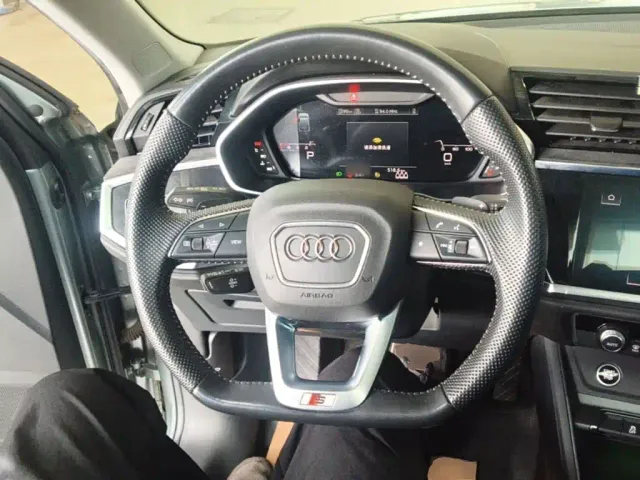 Audi Q3 Sportback — Фото автомобиля 10
