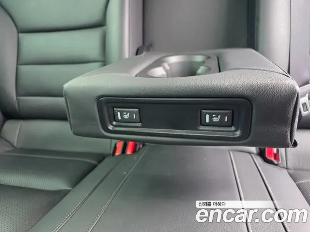 Renault-KoreaSamsung QM6 Новый QM6 2.0 LPe RE Signature 2WD — Фото автомобиля 18