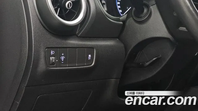 Hyundai Kona — Фото автомобиля 27