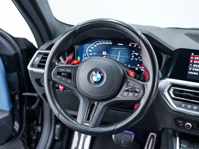 BMW M4 — Фото автомобиля 14