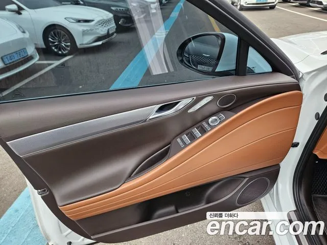 Genesis G80 Бензин 2.5 турбо 2WD — Фото автомобиля 11