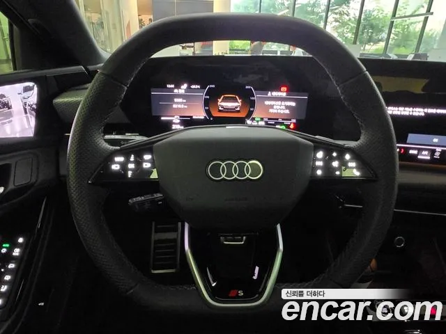 Audi A6 e-Tron — Фото автомобиля 12