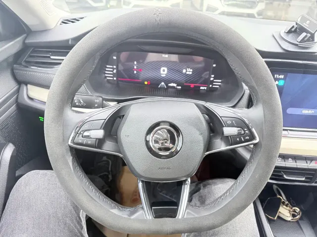 Skoda Octavia — Фото автомобиля 11