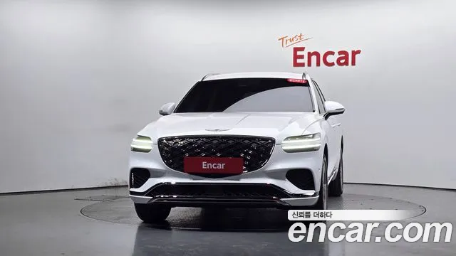 Genesis GV70 — Фото автомобиля 3