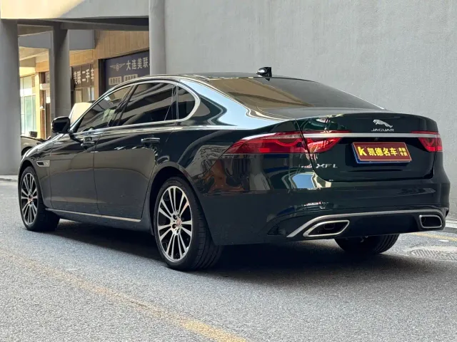 Jaguar XFL — Фото автомобиля 9