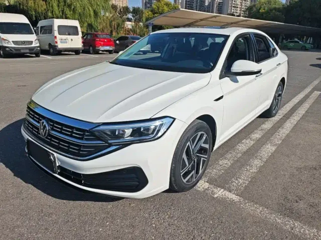 Фотография автомобиля — Volkswagen Sagitar