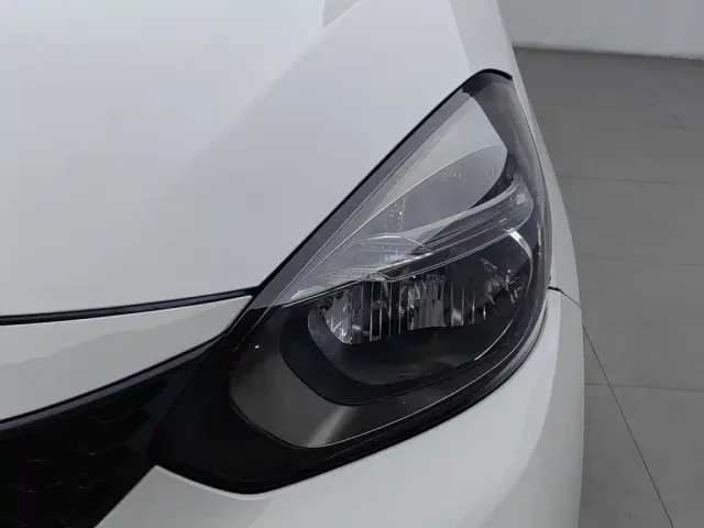 Honda Fit — Фото автомобиля 7