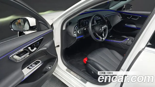 Mercedes-Benz E-Class — Фото автомобиля 9