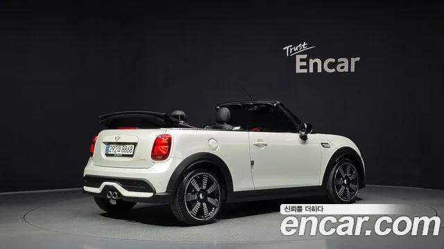 Mini Cooper Convertible — Фото автомобиля 2