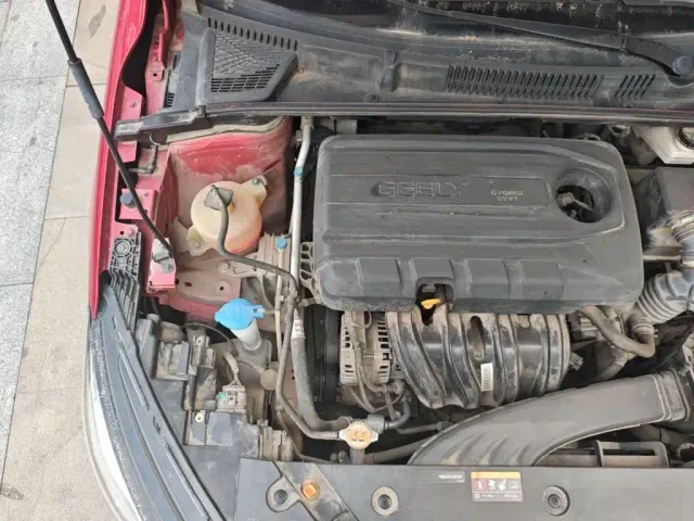 Geely Emgrand — Фото автомобиля 18