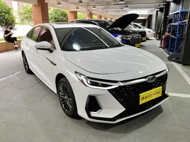 Chery Arrizo 8 — Фото автомобиля 5