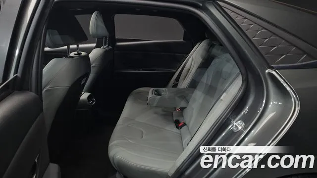 Hyundai Avante CN7 — Фото автомобиля 12