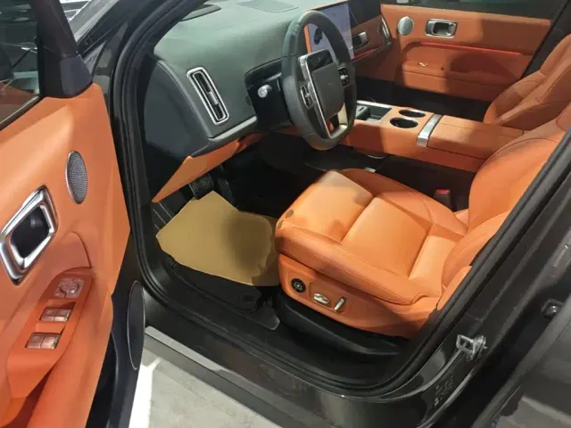 Li Auto L6 — Фото автомобиля 15