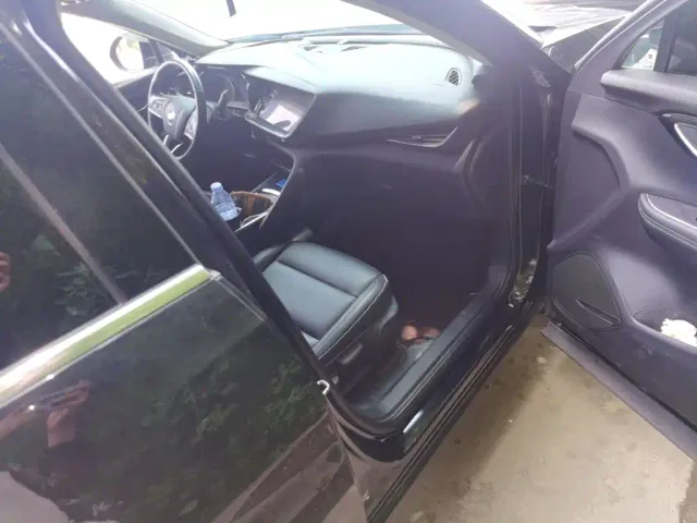 Buick Envision Plus — Фото автомобиля 19