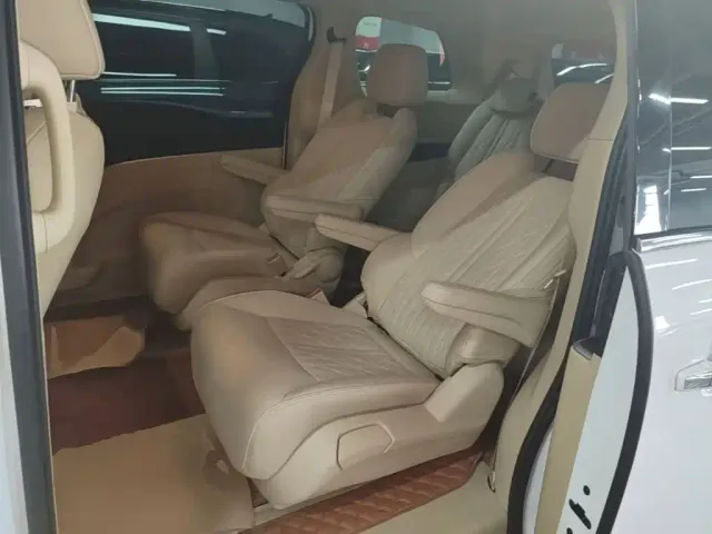 Buick Buick GL8 2023 Facelift Land Business Class Luxury — Фото автомобиля 16