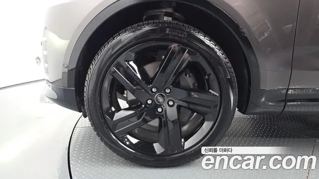 Land Rover Discovery — Фото автомобиля 5