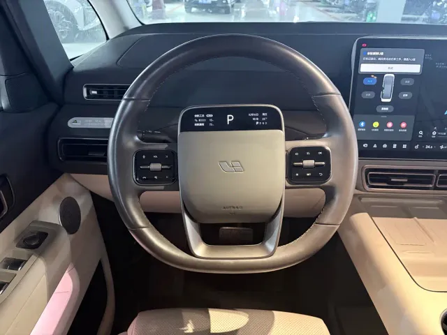 Li Auto MEGA — Фото автомобиля 7