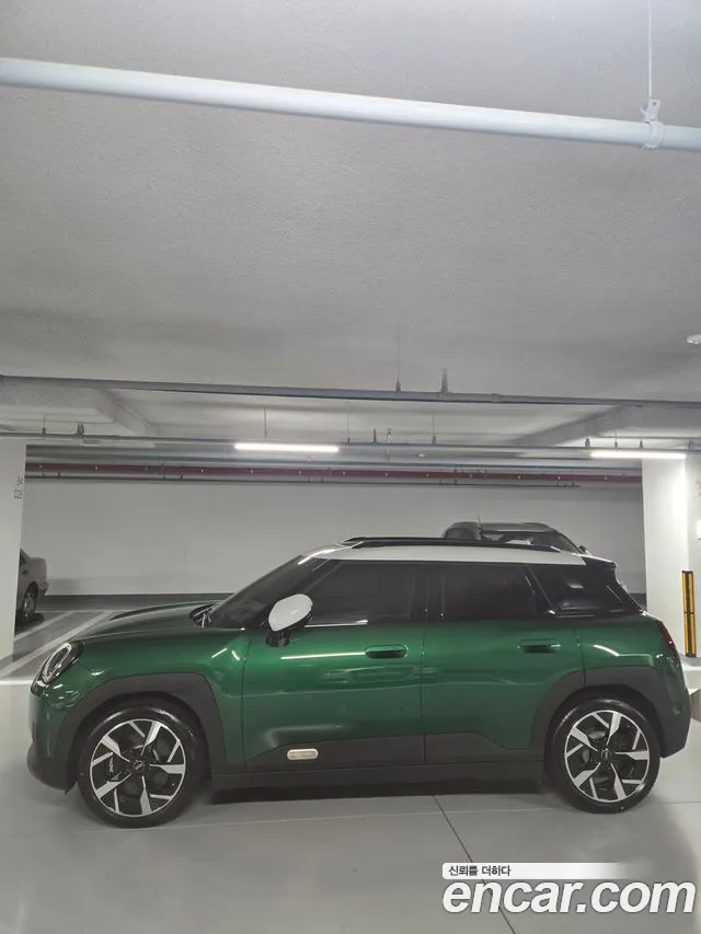 MINI Aceman 1st Gen — Фото автомобиля 3