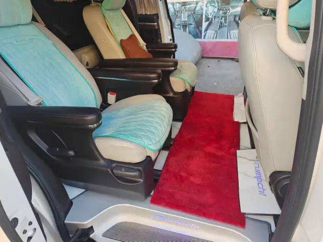 GAC Trumpchi M8 — Фото автомобиля 5