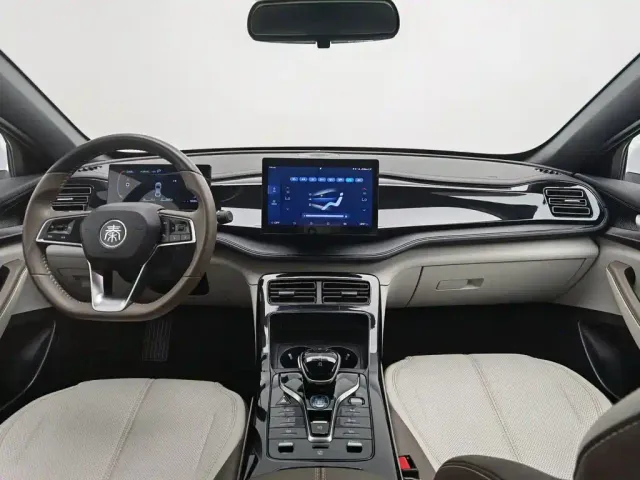 BYD Qin PLUS — Фото автомобиля 5