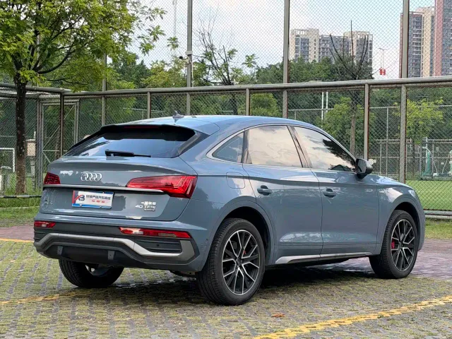 Audi Q5L Sportback — Фото автомобиля 4