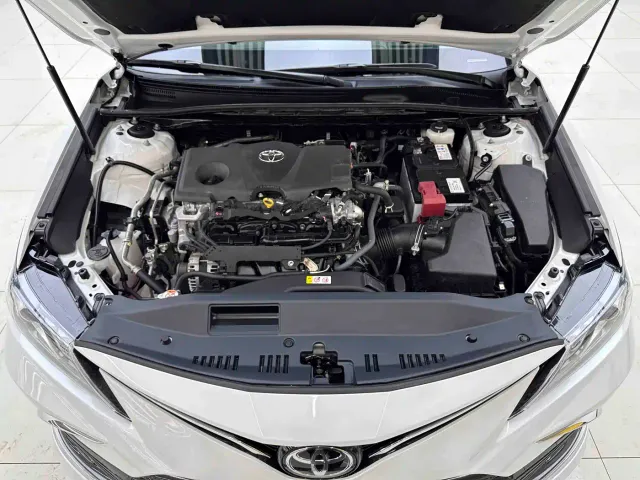Toyota Camry — Фото автомобиля 5
