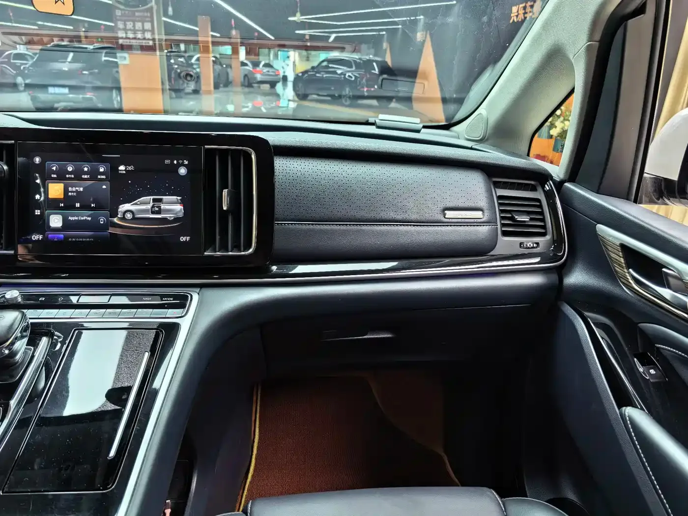 GAC Trumpchi Trumpchi M8 2023 Master Series 390T Ultimate Edition — Фото автомобиля 9