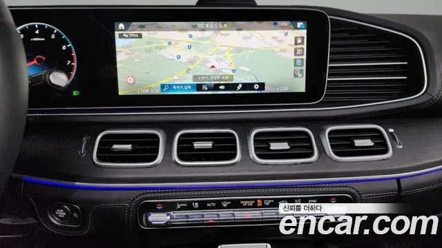 Mercedes-Benz GLS-Class — Фото автомобиля 10
