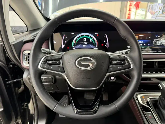 GAC Trumpchi Trumpchi M6 2021 PRO 270T DCT Luxury Edition — Фото автомобиля 11