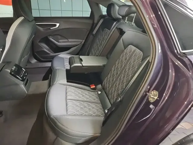Audi A5L — Фото автомобиля 16