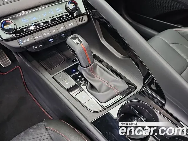 Hyundai Avante CN7 — Фото автомобиля 8