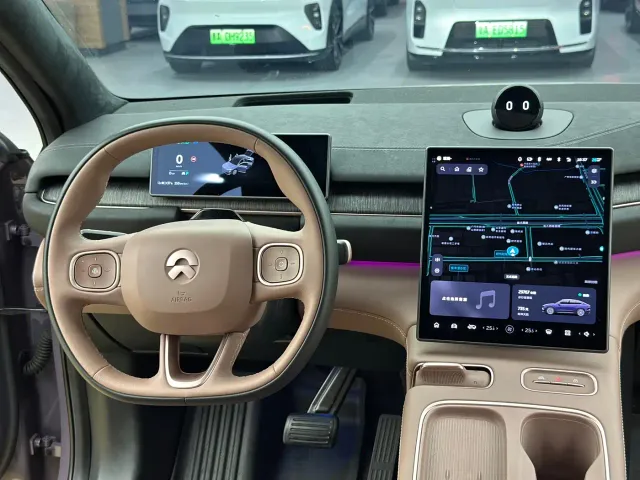 Nio EC6 — Фото автомобиля 14