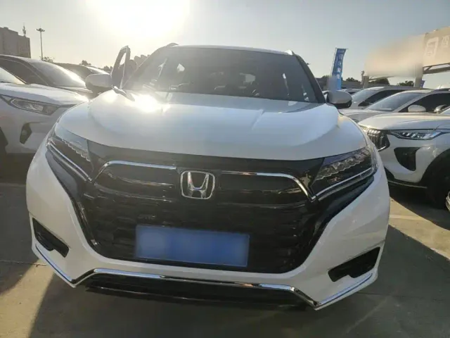 Honda UR-V — Фото автомобиля 2
