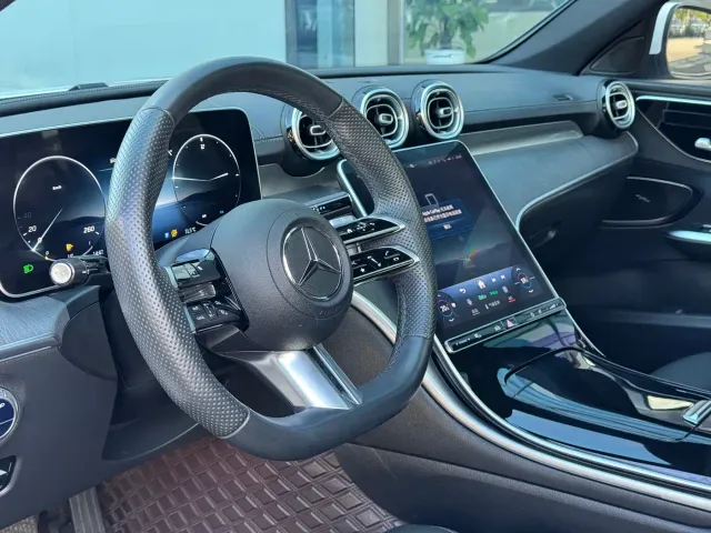 Mercedes-Benz C-Class — Фото автомобиля 6