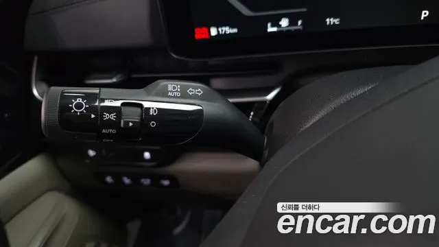 Kia Carnival 4th Gen — Фото автомобиля 29