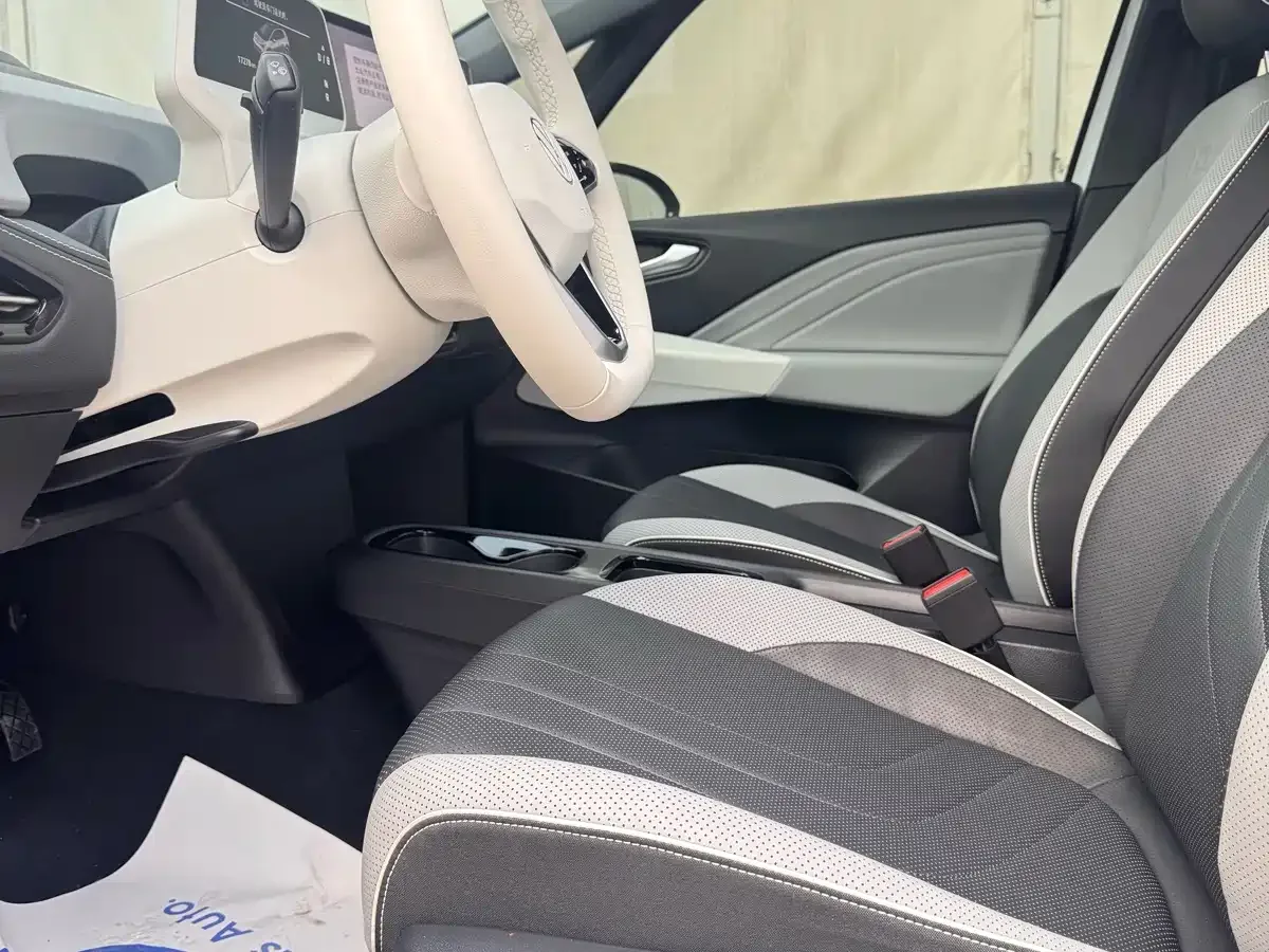 Volkswagen Volkswagen ID.3 2025 Smart Edition Ultimate Intelligence Oxygen Version — Фото автомобиля 5
