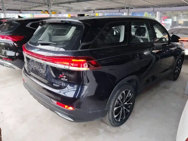 Changan X7 Plus — Фото автомобиля 6
