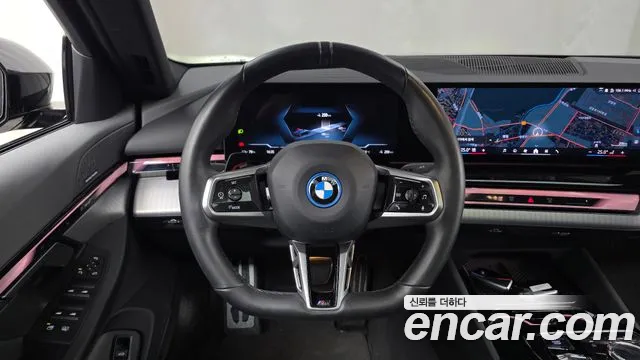 BMW i5 G60 — Фото автомобиля 19