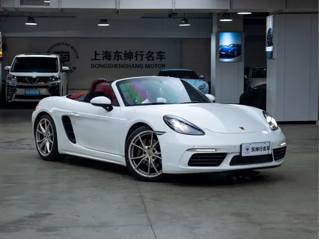 Porsche 718 — Фото автомобиля 3