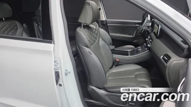 Hyundai Palisade Palisade Бензин 3.8 4WD — Фото автомобиля 25