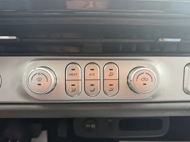Changan Lumin — Фото автомобиля 17