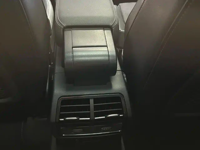 Audi Q3 — Фото автомобиля 11