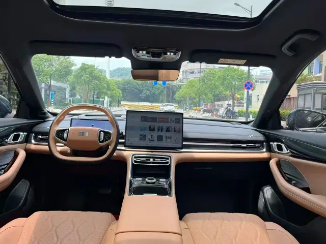 Geely Galaxy Galaxy A7 2025 EM-i — Фото автомобиля 22