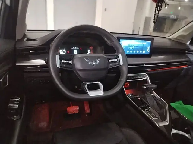 Wuling Asta — Фото автомобиля 9