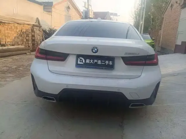 BMW 3 Series — Фото автомобиля 6