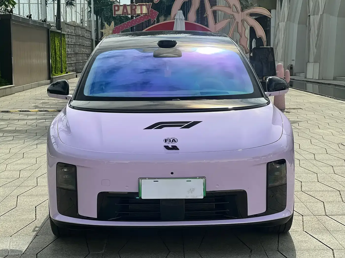 Li Auto Li i8 2025 Standard Edition — Фото автомобиля 2