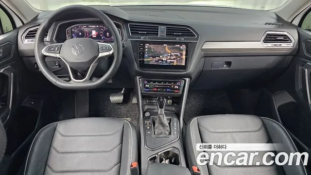 Volkswagen Tiguan — Фото автомобиля 7