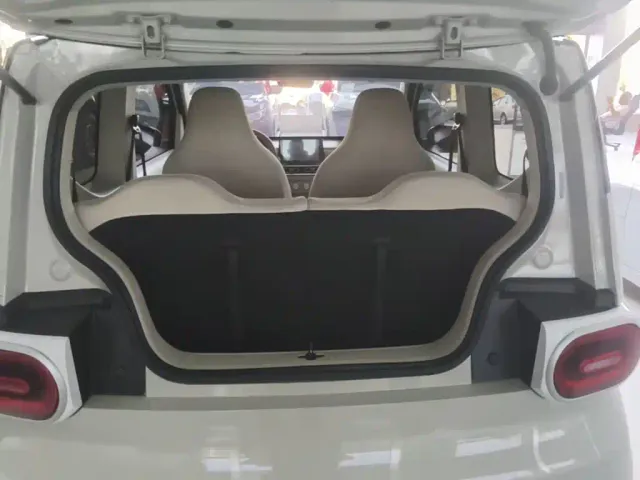Wuling Hongguang Mini EV — Фото автомобиля 18
