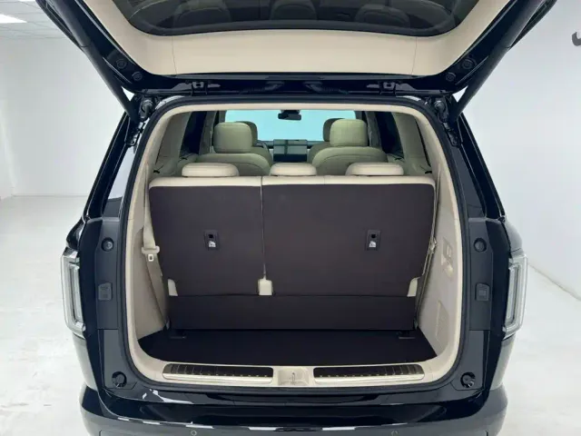 Xiaomi SUV — Фото автомобиля 12
