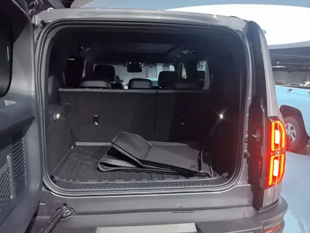 BYD FangChengBao Leopard 5 — Фото автомобиля 18